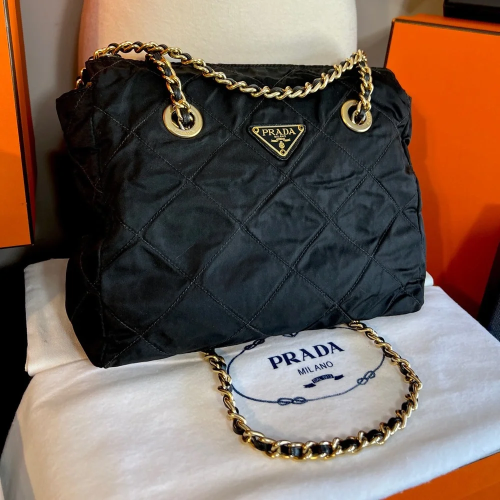 Prada⭐️⭐️Black Quilted Shoulder Bag with Gold Chain. No damages. - Picture 1 of 14